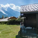 Demi-chalet Cosy à Avec Jardin, Parking Et Wi-fi - Fr-1-343-227 * Chamonix