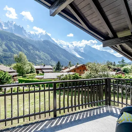 Apartment Demi-chalet Cosy A Avec Jardin, Parking Et Wi-fi - Fr-1-343-227 Chamonix